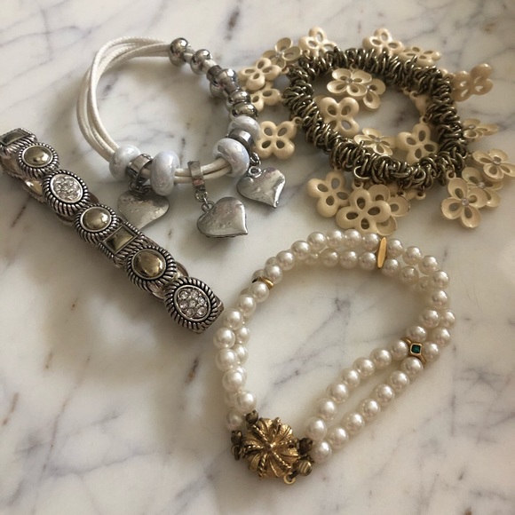 BRACELETS💫 - Picture 2 of 3